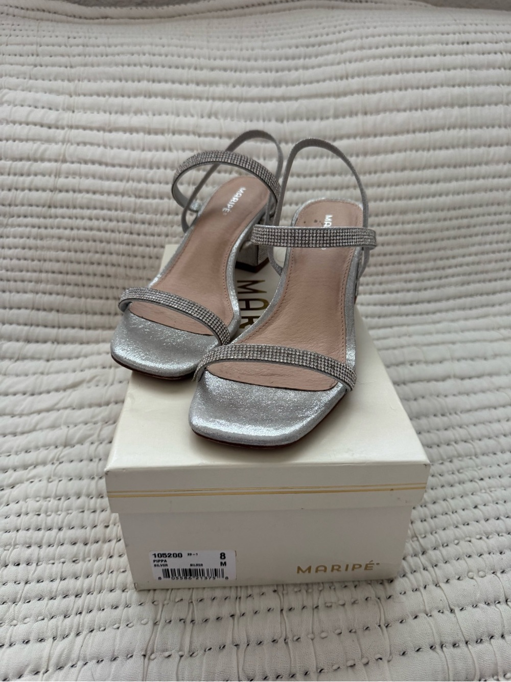 Maripe Pippa Silver Rhinestone Block Heel Sandals Size 8